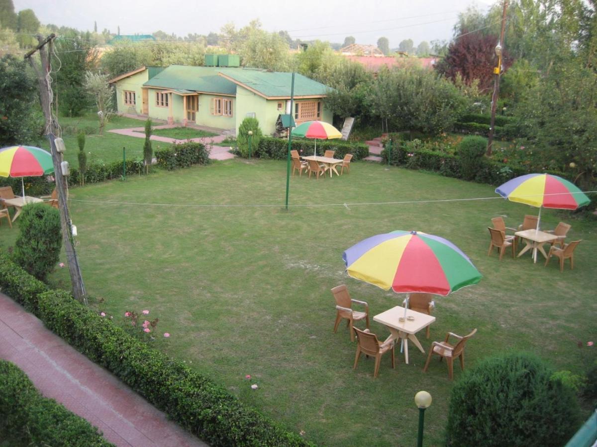 Wangnoo Heritage Houseboats Otel Srīnagar Dış mekan fotoğraf